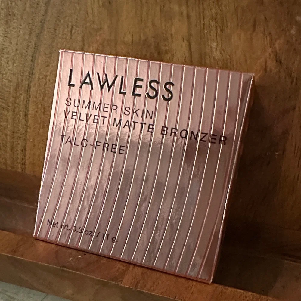 LAWLESS Summer Skin Velvet Matte Bronzer in BLAZED - New In Box